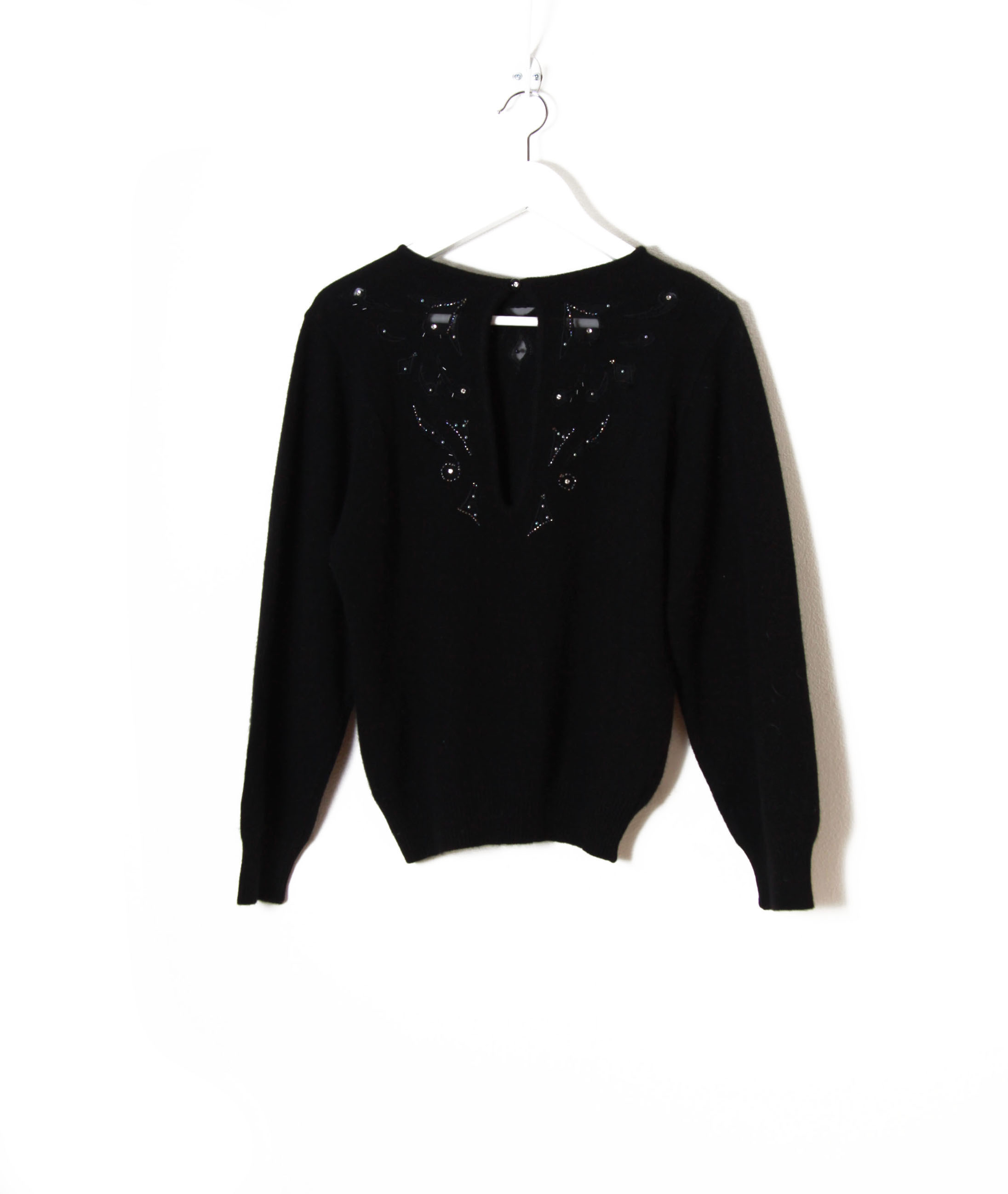 Pull chic noir femme maille douce col V fantaisie Posh